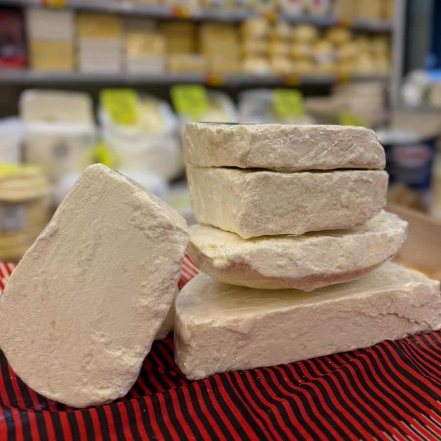 Telli Tulum Peyniri 1000g Telli Tulum Peyniri 1000g